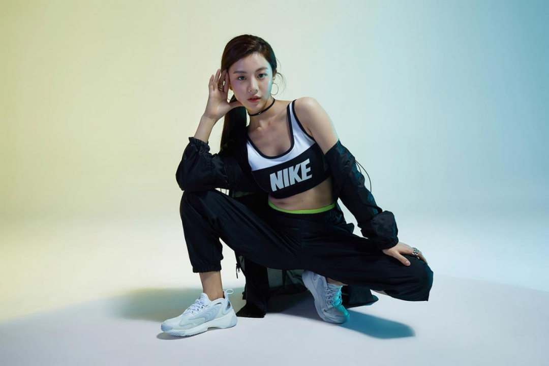 女性力量冲击运动市场，当轻运动成为运动服饰主旋律|行业市场分析