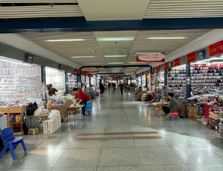 义乌商贸城2元店进货渠道有哪些？常见的进货渠道推荐
