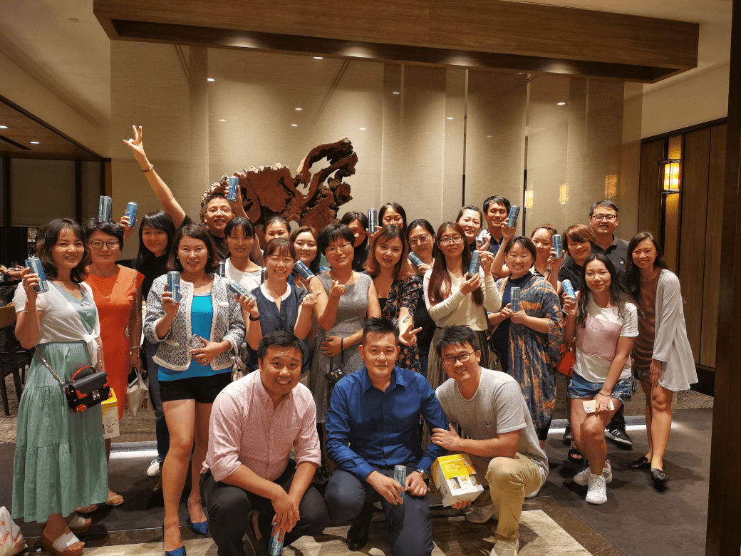 七五热点 | 复旦校友在东南亚做社区团购，把WEBUY送上纳斯达克