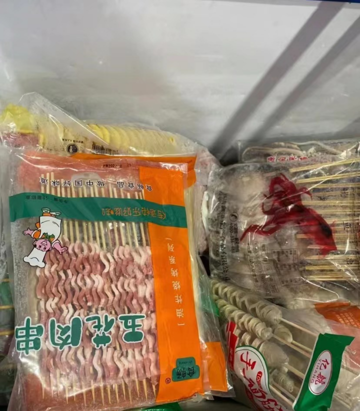 炸串连锁店，县城没有扎根之地